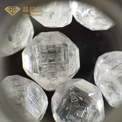 สี่เหลี่ยม DEF แดงสีเพชร HPHT Lab สร้างเพชรลอย 10 Ct